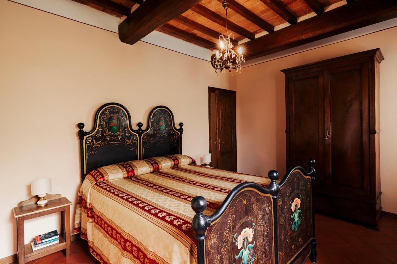 Agriturismo Il Borgo กอร์โตนา ภายนอก รูปภาพ