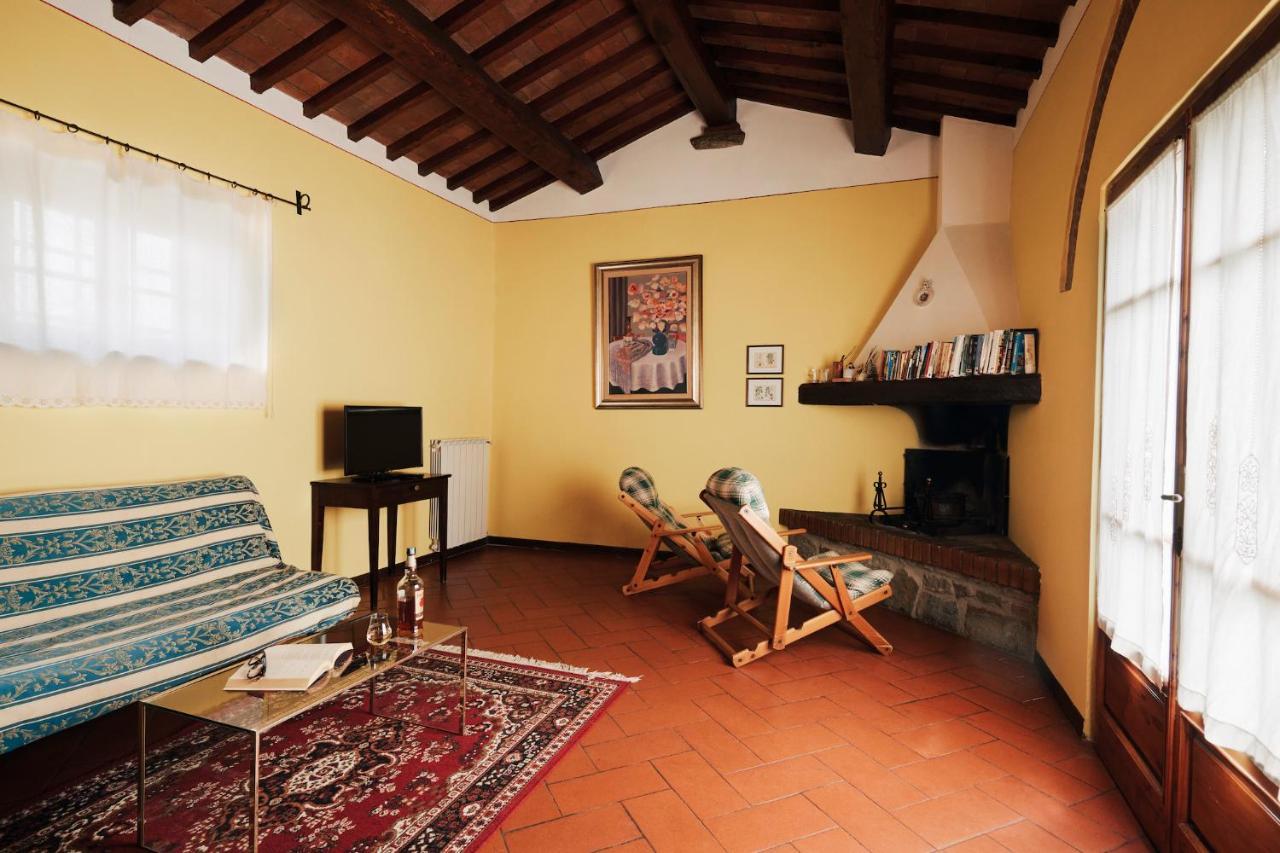 Agriturismo Il Borgo กอร์โตนา ภายนอก รูปภาพ