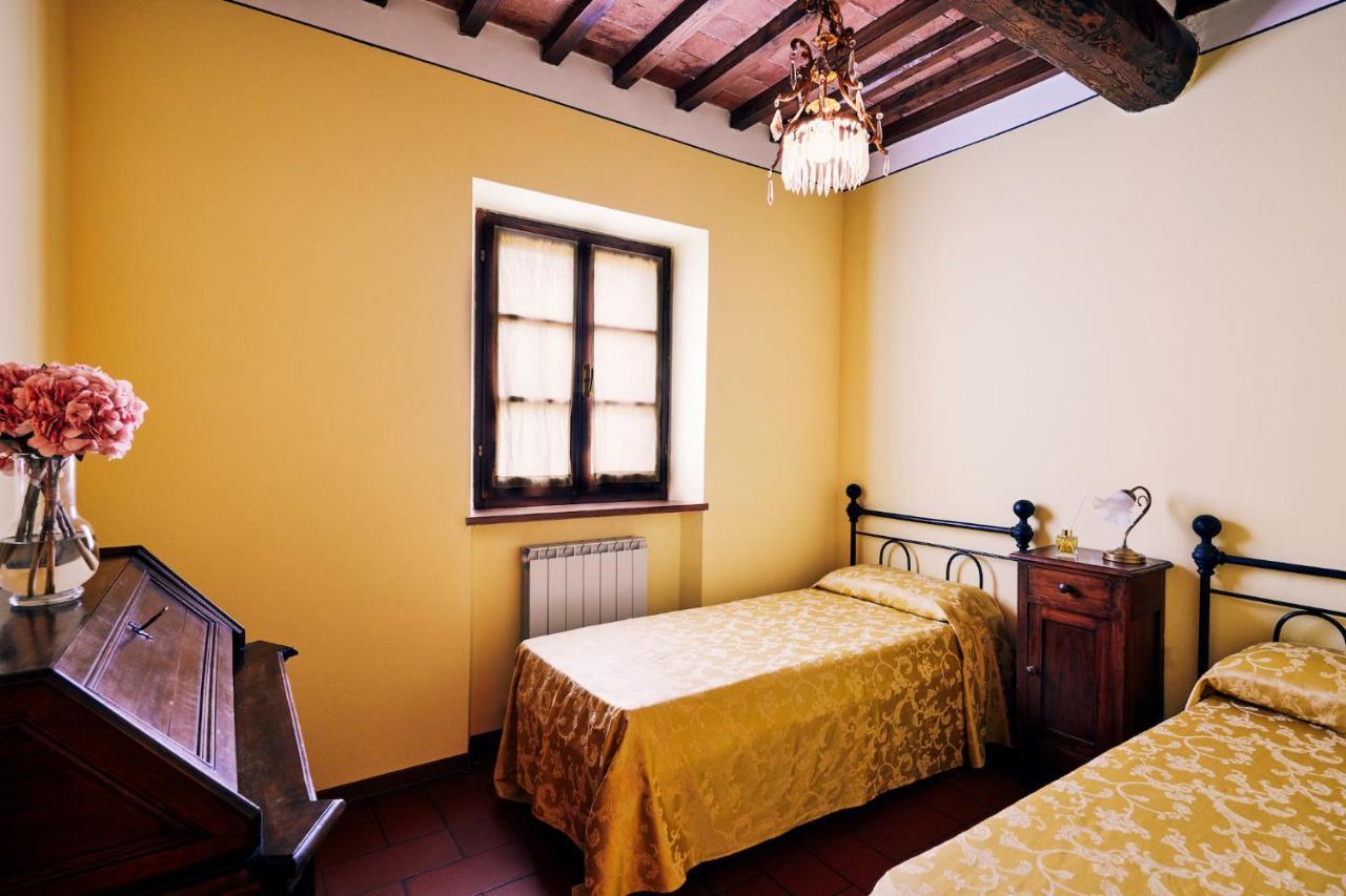 Agriturismo Il Borgo กอร์โตนา ภายนอก รูปภาพ