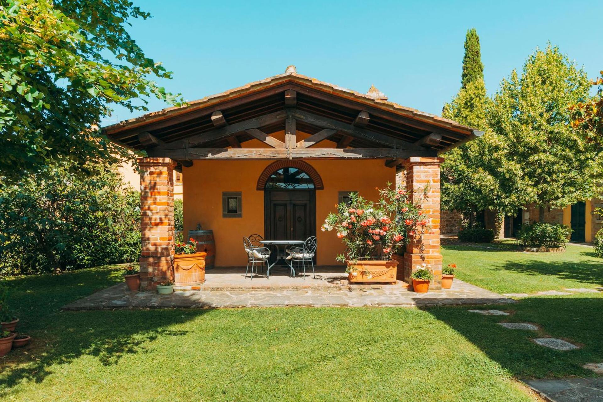 Agriturismo Il Borgo กอร์โตนา ภายนอก รูปภาพ