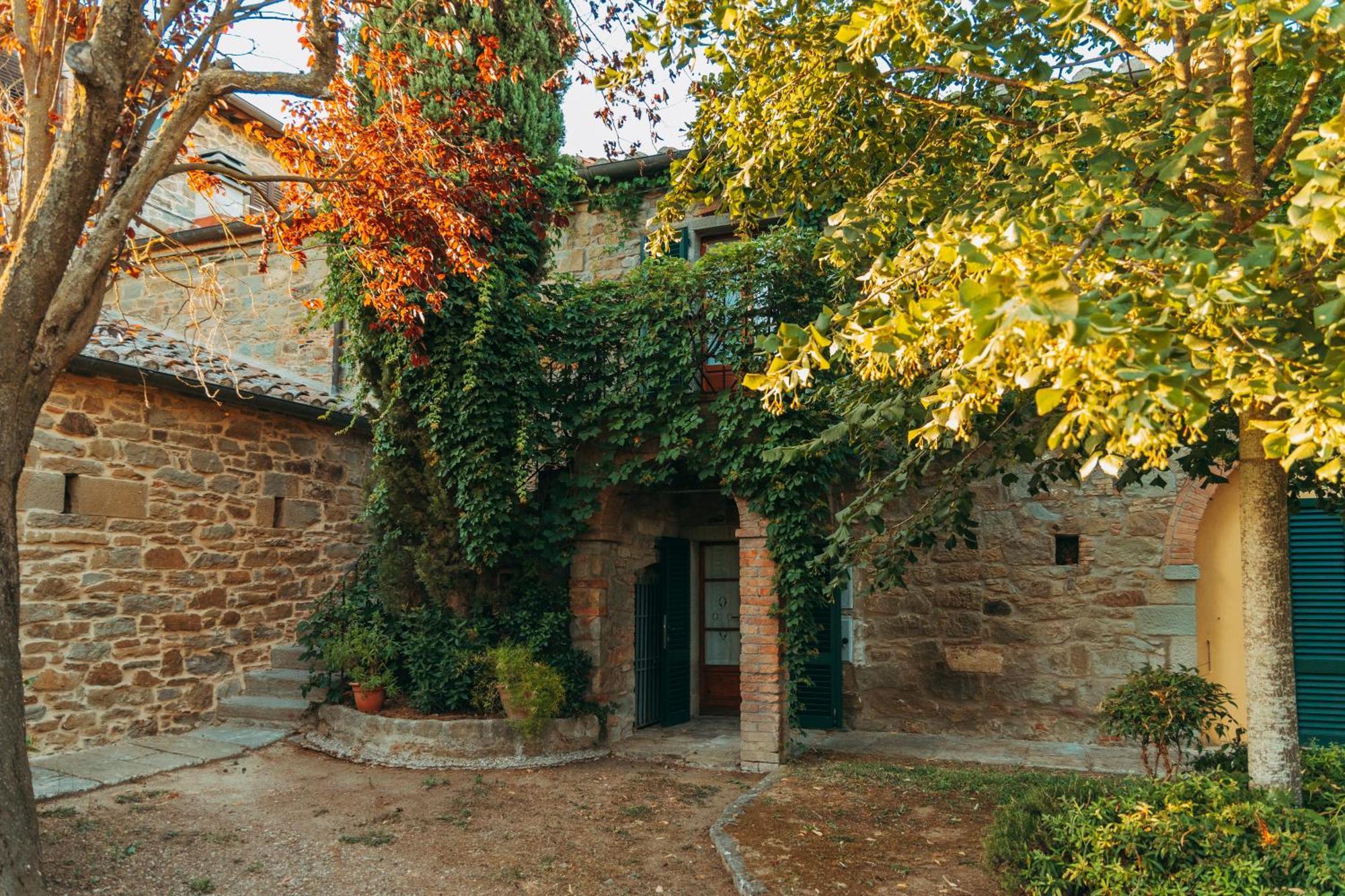 Agriturismo Il Borgo กอร์โตนา ภายนอก รูปภาพ