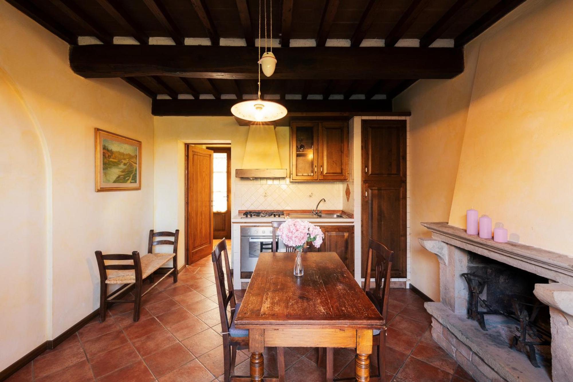 Agriturismo Il Borgo กอร์โตนา ภายนอก รูปภาพ