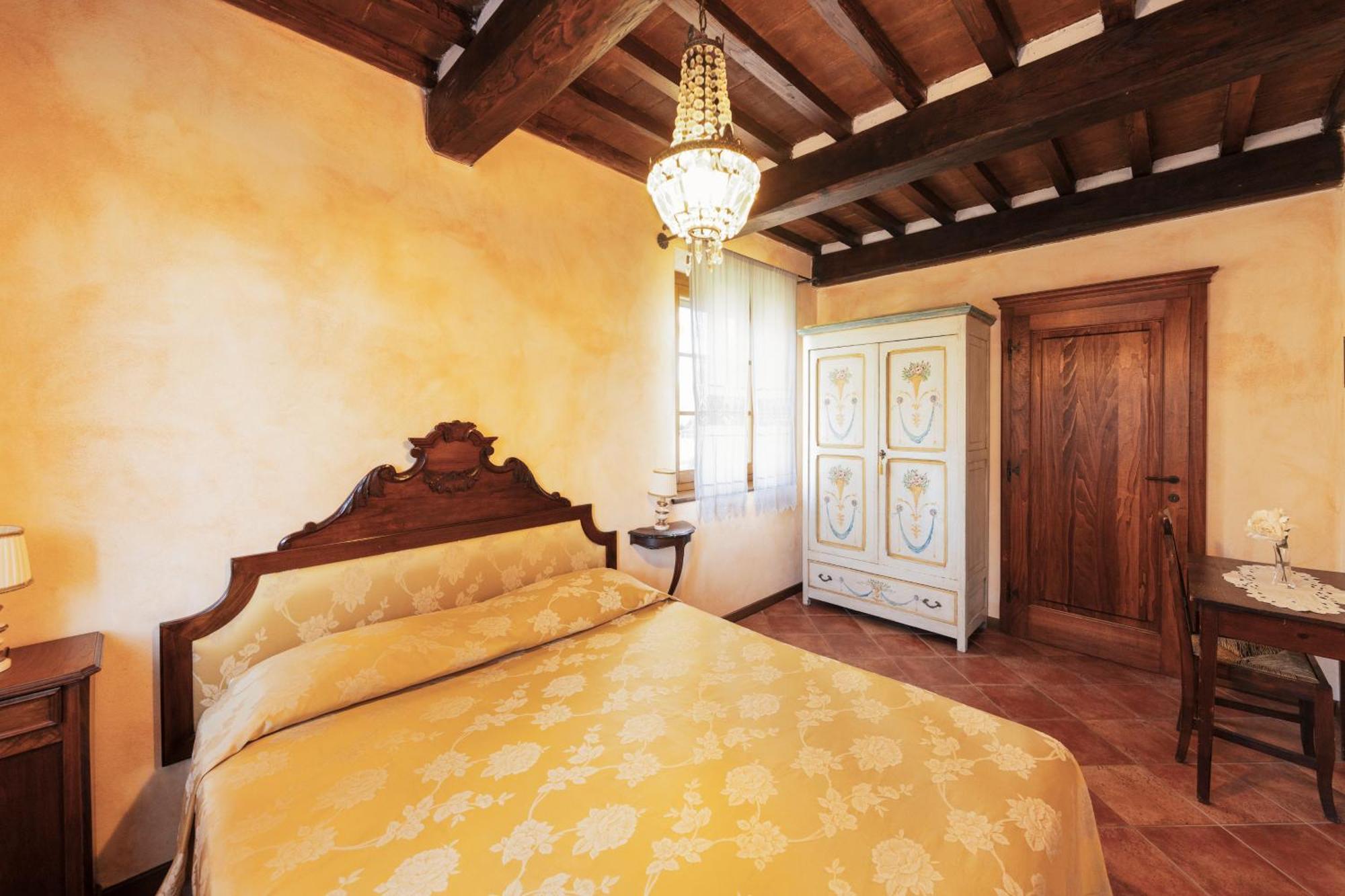 Agriturismo Il Borgo กอร์โตนา ภายนอก รูปภาพ
