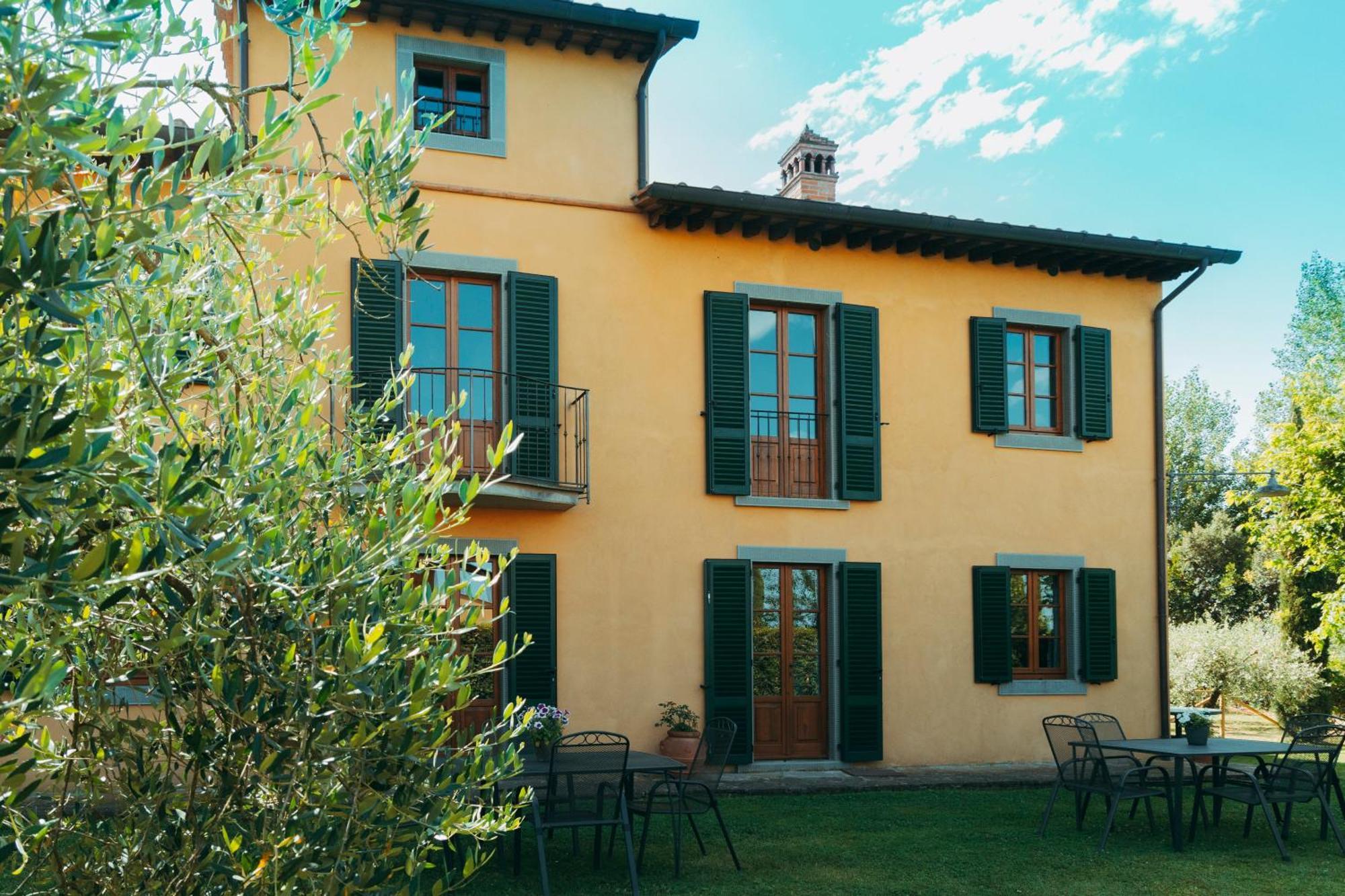 Agriturismo Il Borgo กอร์โตนา ภายนอก รูปภาพ