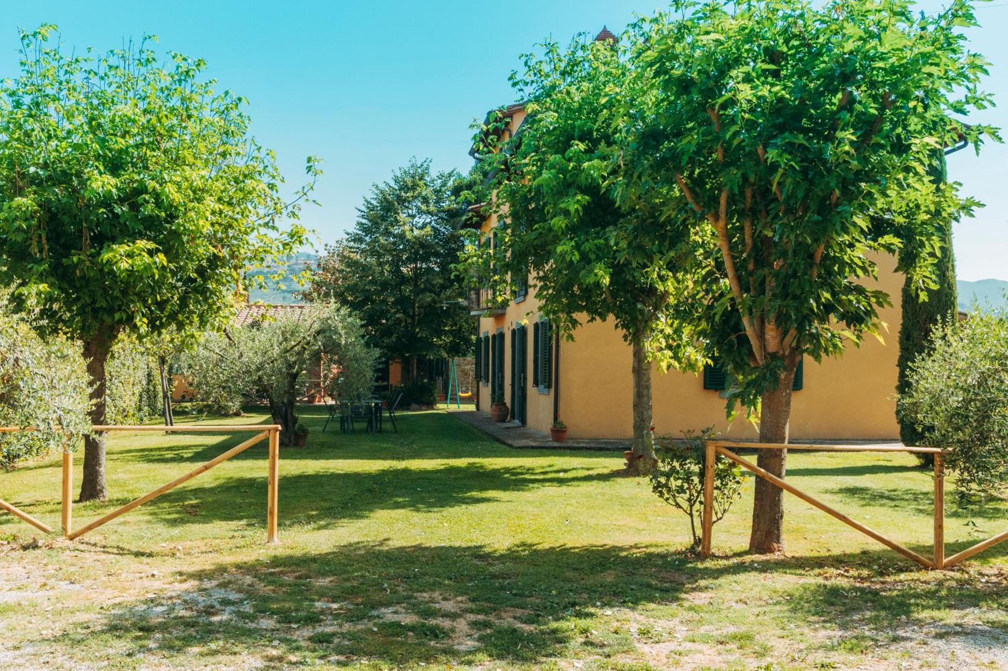 Agriturismo Il Borgo กอร์โตนา ภายนอก รูปภาพ